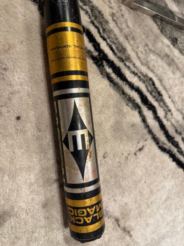 2023 Easton Bat (-5) 27 oz 27" (Used)