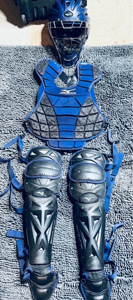 Youth Mizuno Samurai Catchers Gear