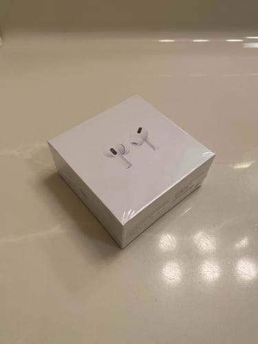 Apple AirPods Pro - Noise Cancellation