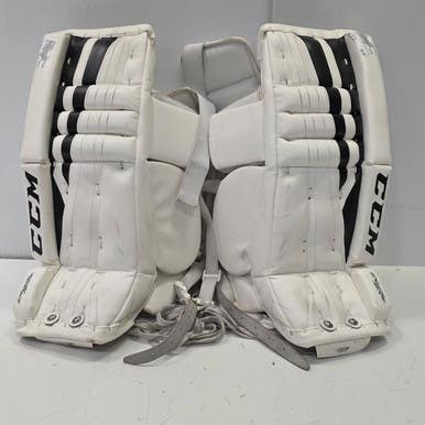 Used CCM EXTREME FLEX Goalie Leg Pads Youth White 20" 11860-S000295342