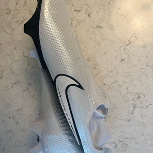 BRAND NEW, Nike Vapor 360 Pro 10.5 (No box)