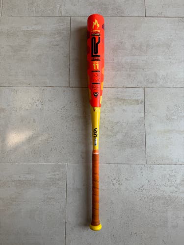 2025 Easton Hype Fire Composite Bat (-11)  20 oz 31" (Used)