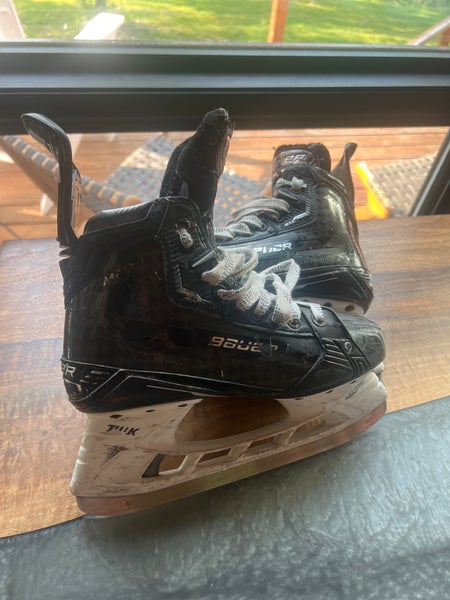 Bauer Supreme Mach Hockey Skates 6.5 (Used)