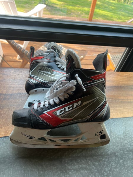 CCM JetSpeed FT460 Hockey Skates Regular Width 10 (Used)