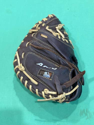 Used Wilson A800 Right Hand Throw Catcher's Baseball Glove 32"