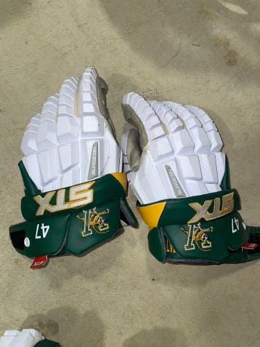 STX Surgeon RZR Lacrosse Gloves 13" (Used)