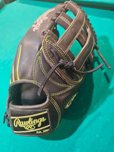 Rawlings RH Heart of the Hide Baseball Glove 12.75"