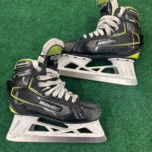 Junior Bauer GSX Hockey Goalie Skates (Extra Wide) Size 2 (Used)