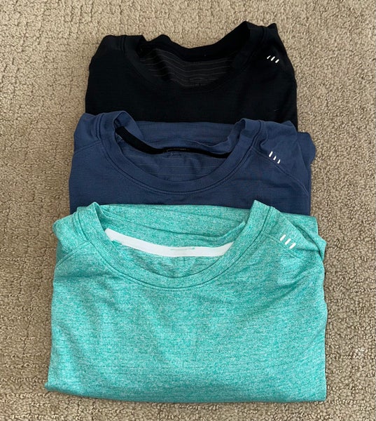 Lululemon Men’s Shirts Size Large (Pack of 3)