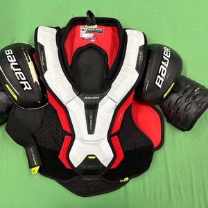 Bauer Vapor Hyperlite Shoulder Pads (Used) | Intermediate Medium