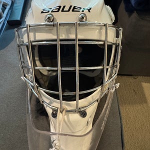 Intermediate Bauer 930 Goalie Mask (Used)