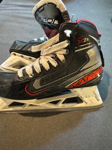 Bauer Vapor X2.7 Hockey Goalie Skates 9.5 (Used)
