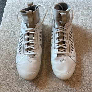 Men's Size M 10.5 (W 11.5) Nike Molded Cleats (Used)