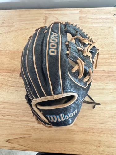 Wilson A2000 SuperSkin DP15 Spin Control 11.5" Baseball Glove: WBW100399115