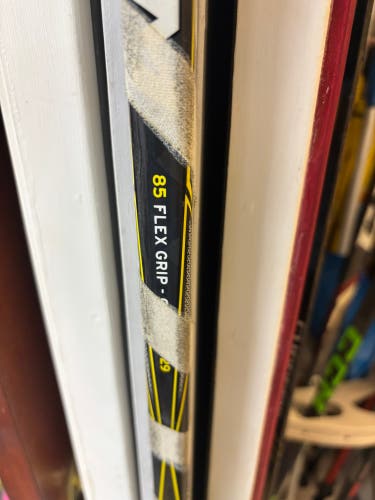 Senior CCM Tacks 7092 Left Hand Hockey Stick P29  (Used)