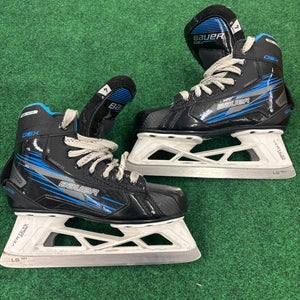 Intermediate Bauer GSX Hockey Goalie Skates (Regular) Size 4 (Used)