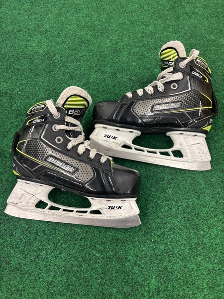 Youth Bauer GSX Hockey Goalie Skates (Regular) Size 13 (Used)