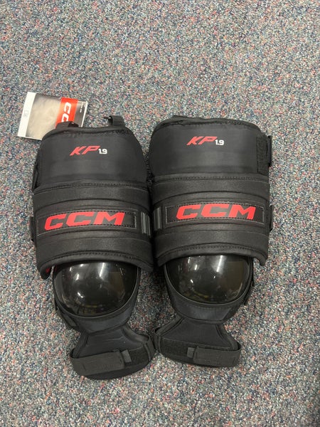 CCM KP 1.9 Goalie Knee Pads (New) Intermediate