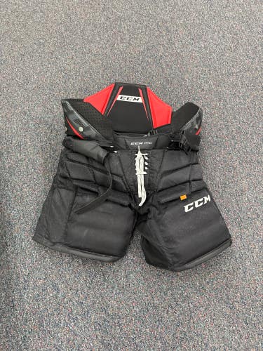 Black CCM Pro Hockey Goalie Pants (Used) | Senior Medium