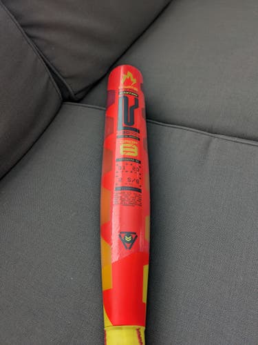2025 Easton Hype Fire Composite USABat Certified Bat 23 oz 31" (New)