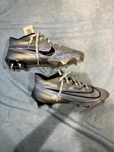 Silver Adult Nike Vapor Edge 360 VC Football Cleats Size 10