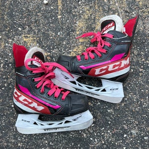 Youth CCM JetSpeed FT485 Hockey Skates Regular Width 10 (Used)
