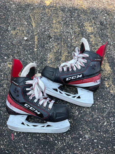 Youth CCM JetSpeed FT485 Hockey Skates 12.5 (Used)