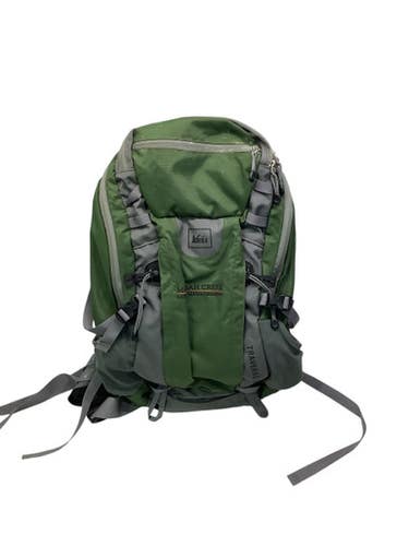 Used REI TRAVERSE 30 Internal Frame Backpack Green 11347-S000252450