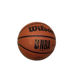 Used Wilson Basketball Adult Indoor 27 1/2" 11347-S000252354