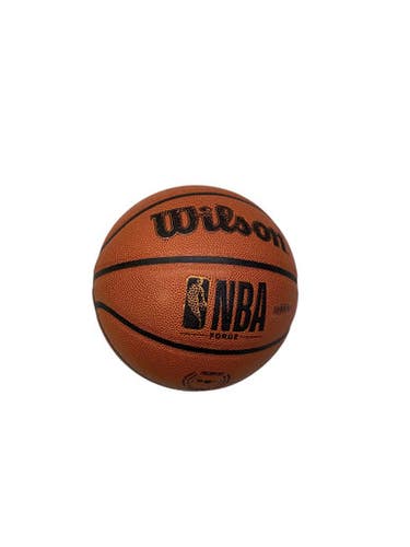Used Wilson Basketball Adult Indoor 27 1/2" 11347-S000252354