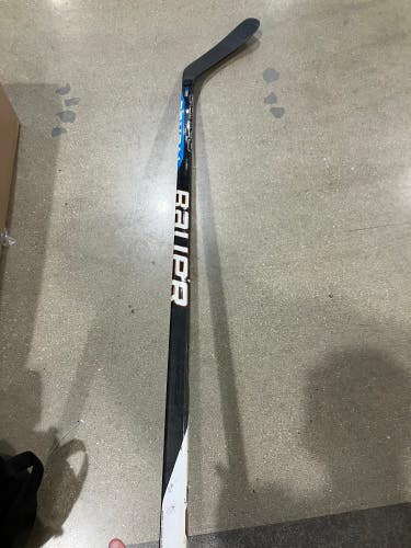 Junior Bauer Nexus E3 Hockey Stick Right Handed P88 (Used)