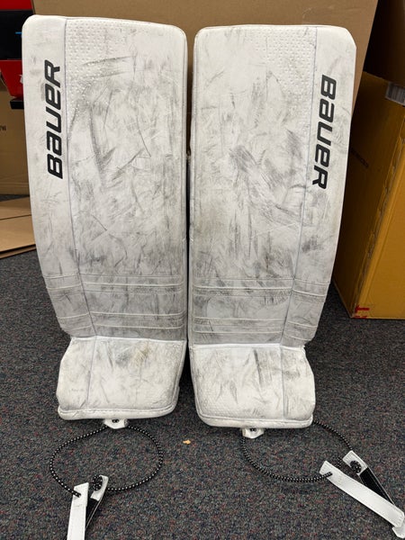 White Bauer GSX Goalie Leg Pads (Used) | Junior Large (30+)