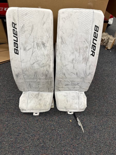 White Bauer GSX Goalie Leg Pads (Used) | Junior Large (30+)