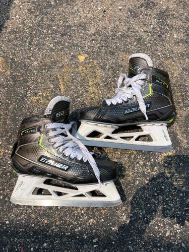 Intermediate Bauer Elite Hockey Goalie Skates | Size 6.5 Fit 2