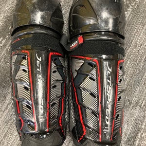 Senior CCM Jetspeed edge Shin Pads 14" (Used)