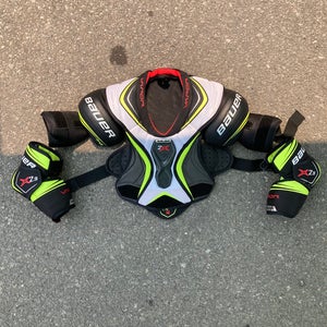 Junior Large Bauer 2X Shoulder Pads + X2.9 Elbow Pads
