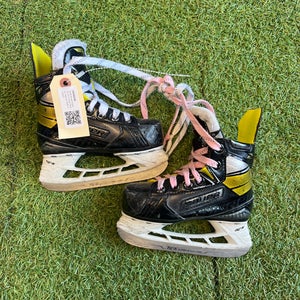 Youth Bauer Supreme 3S Hockey Skates Regular Width 9.0 (Used)