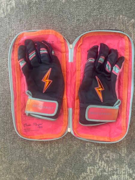 XL Bruce Bolt Batting Gloves (Used)