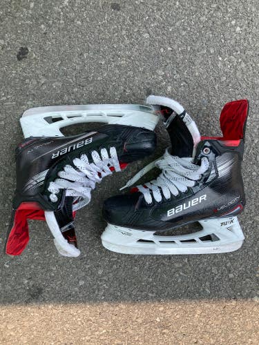 Bauer Vapor X Velocity Hockey Skates Fit 2 | Senior Size: 9