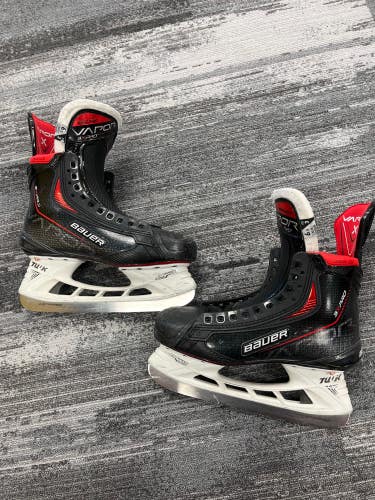 Intermediate Bauer Vapor 3X Pro Hockey Skates 6.5 (Used)