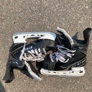 CCM RibCor 90K Hockey Skates | Intermediate Size: 4.5
