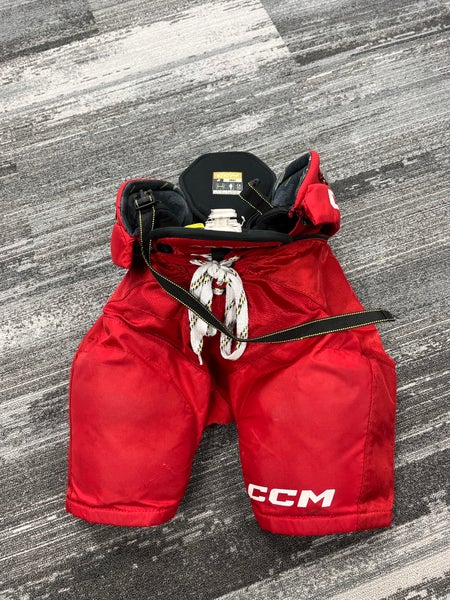 Red Junior Small CCM Tacks AS 580 Hockey Pants (Used)