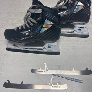 True TF9 Hockey Goalie Skates Regular Width 6.5 (Used)