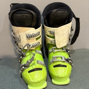 Kid's Dalbello Scorpion DRS 70 Ski Boots Soft Flex (Used)