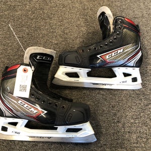 Senior CCM Jetspeed FT460 Hockey Goalie Skates Regular Width 7.5 (Used)