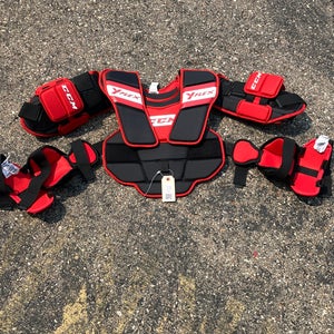 Youth Small / Medium CCM Yflex Goalie Chest Protector (Used)