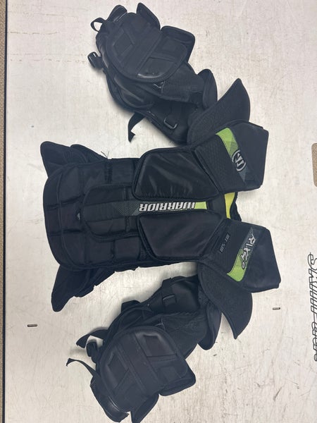 Small/Medium  Warrior RITUAL X4 E+ Goalie Chest Protector (Used)