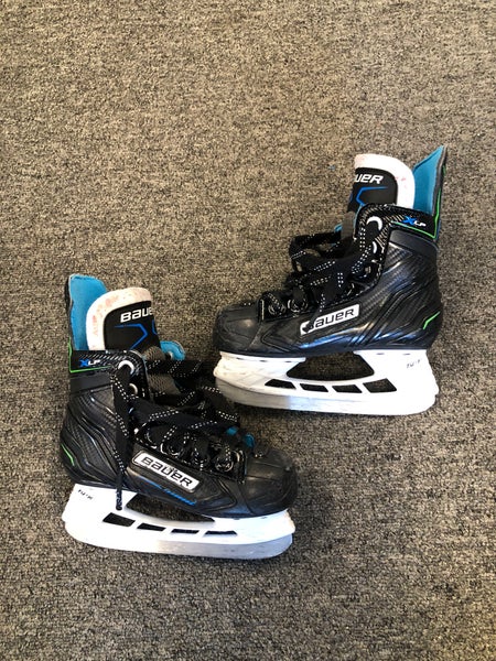 Youth Bauer XLP Hockey Skates Regular Width 10.0 (Used)