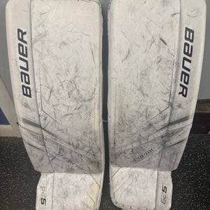 Intermediate Large  Bauer Supreme S29 Goalie Leg Pads (Used)