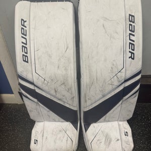 Intermediate Large  Bauer Supreme S29 Goalie Leg Pads (Used)